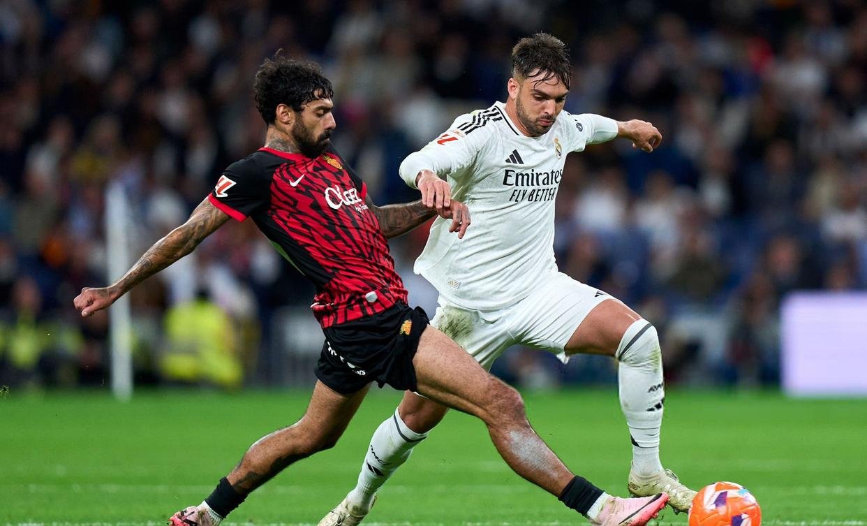 开云体育官网-皇马绝杀巴萨,托马斯穆勒乌龙送礼西甲