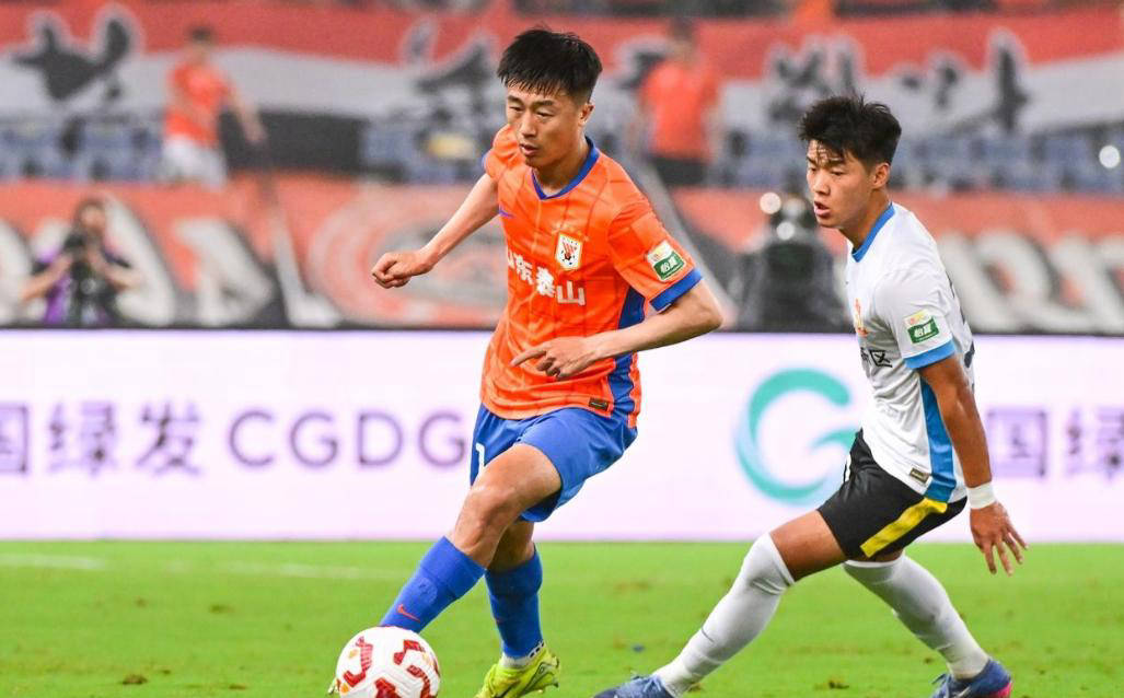 山东队在客场赢得惊险胜利 山东队在客场赢得惊险胜利