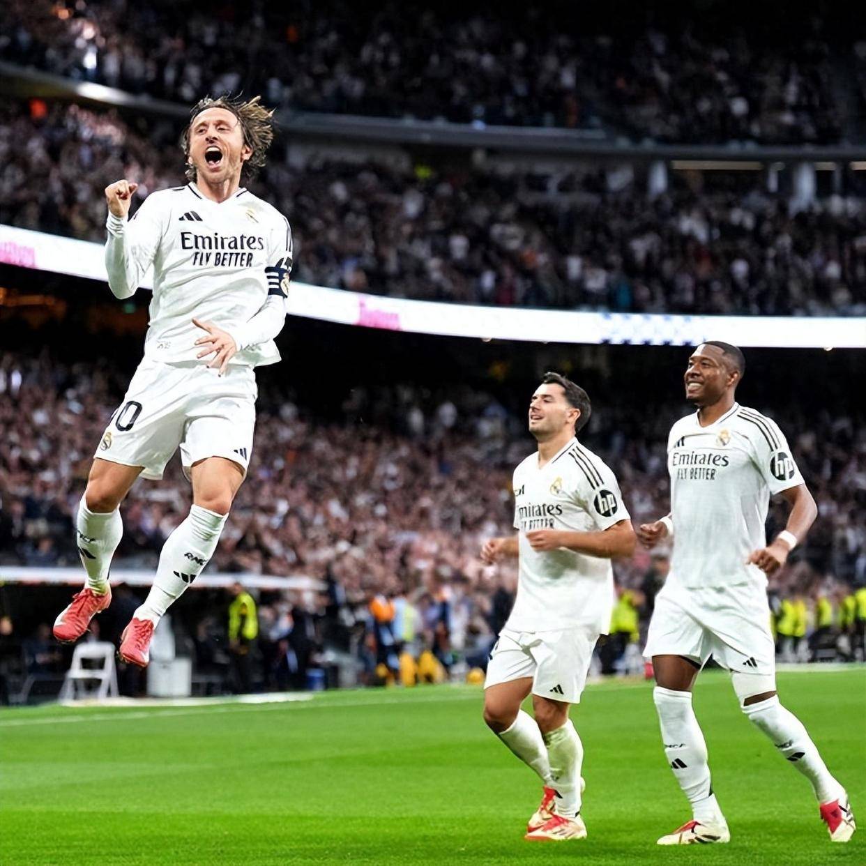 开云体育登录-包含国际足坛风起云涌,一触即发的词条