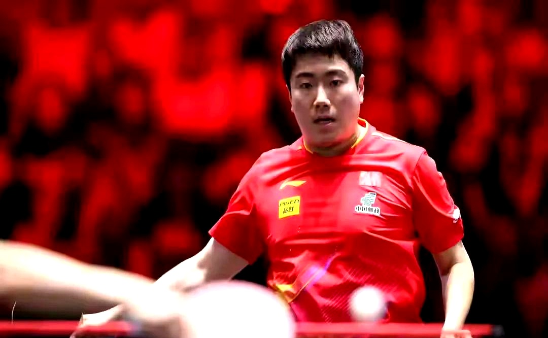 日本队碾压中国队，梁靖崑刷新纪录