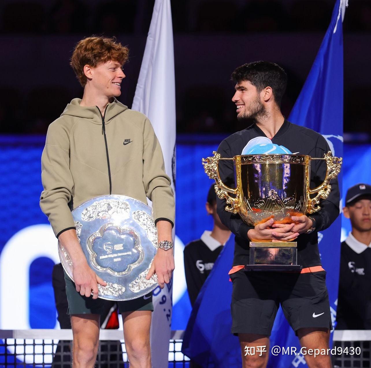 开云官网-ATP总决赛力克法网，阿尔卡拉斯扛起全队