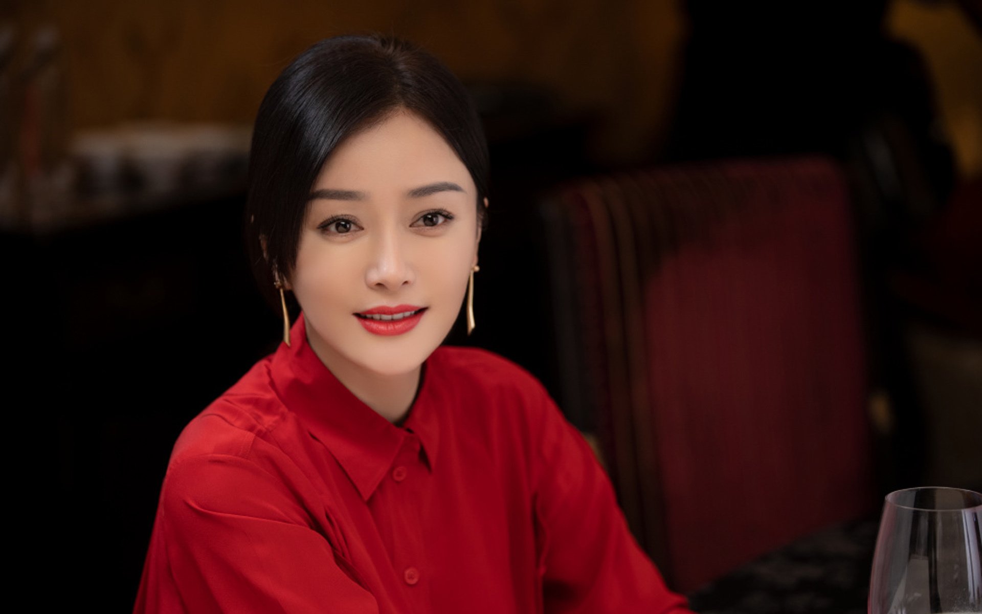 开云体育入口-这是一篇基于您给出的关键词2026世界杯A组，越南逆转阿根廷，布罗佐维奇完成致命一击构建的虚构体育深度报道。为了体现唯一性，文章设定了一个极具戏剧张力的时空背景—气候与战术的极端博弈